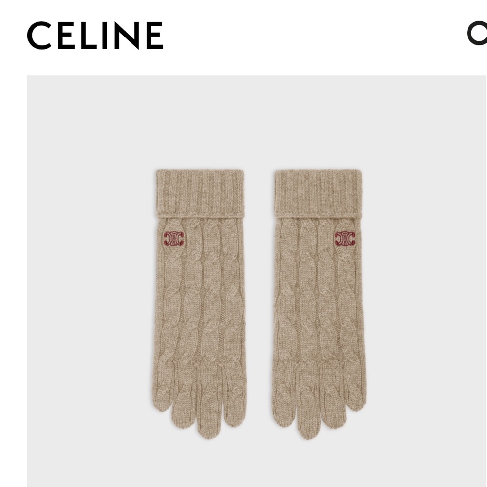 CELINE CABLE-KNIT TRIOMPHE GLOVES IN CASHMERE
LIGHT TAUPE Size M